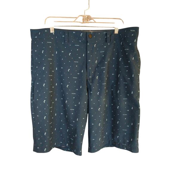 Travis Mathew Shorts Mens 38 Blue Print Lightweight Performance Golf - Picture 1 of 7